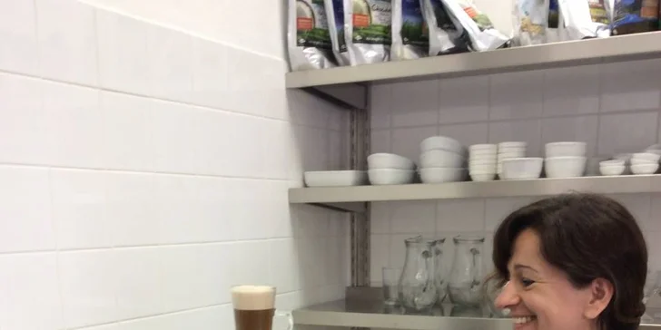 Vegetburger se sojovým latté nebo smoothie