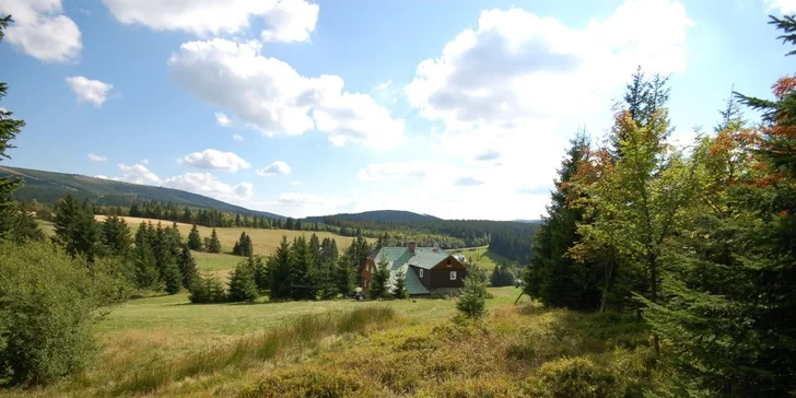 Týdenní nebo víkendový pobyt až pro 18 lidí v Krkonoších.
