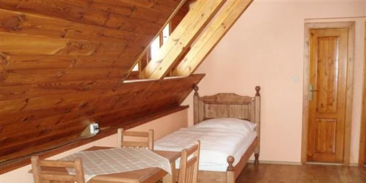 Třídenní pobyt s polopenzí v Krkonoších s vířivkou či saunou