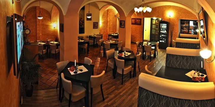 2 vynikající křupavé pizzy dle vlastního výběru
