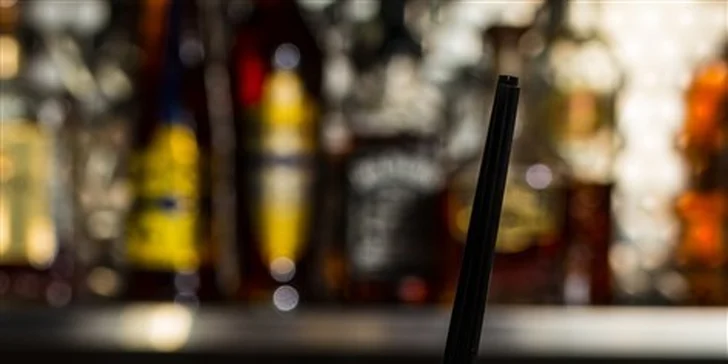 Party dle výběru a dva drinky v baru Wink!