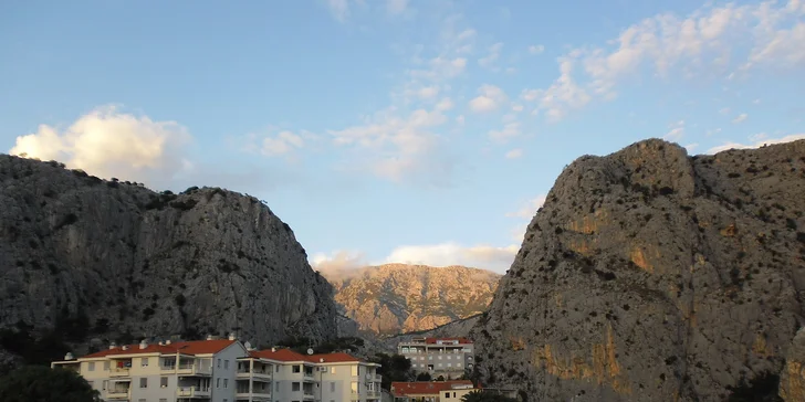 Baška Voda, Omiš - zájezd s polopenzí a dopravou