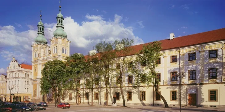 Wellness pobyt na tři dny pro dva v K-Triumfu ve Velichovkách. Masáže, sauna, sekt i delikatesy od kuchařky oceněné medailí M. D. Rettigové!