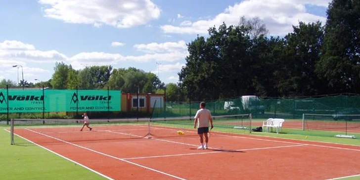 Pronájem kurtu na tenis, badminton, volejbal a další
