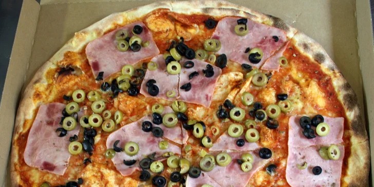 Obří pizza (45 cm) s sebou