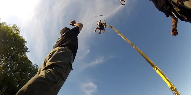 Bungee katapult – leťte až do výšky 36 metrů