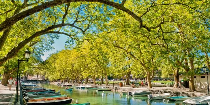 Švýcarsko, Ženeva a Savojské Alpy s Mont Blancem autobusem se dvěma noclehy