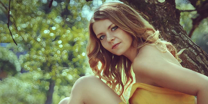 Portrétní a glamour fotografování v přírodě