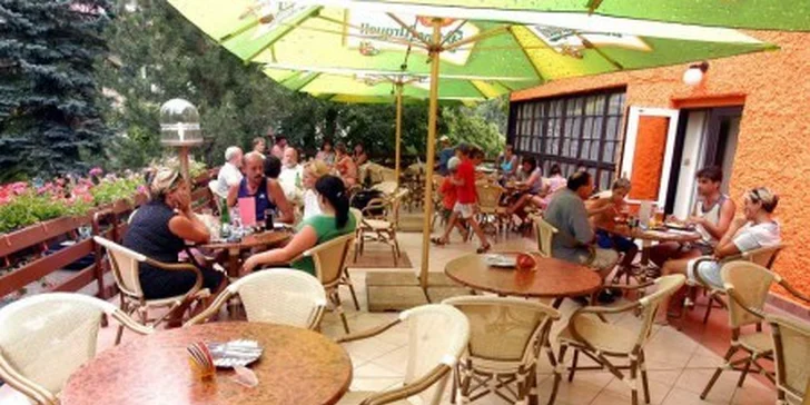 3 dny výletů a relaxace na Slapech: snídaně, minigolf a případně sauna a vířivka