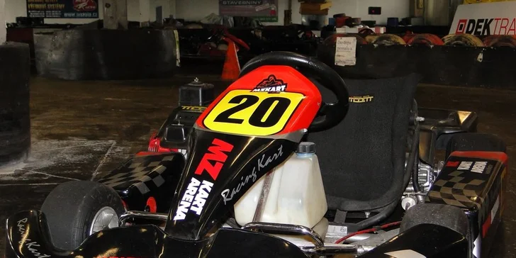 Akce plná adrenalinu: Jízda v nadupané motokáře v kryté hale MZ-Kart