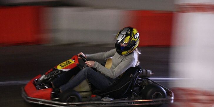 Akce plná adrenalinu: Jízda v nadupané motokáře v kryté hale MZ-Kart