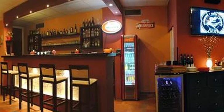 Dvě porce gnocchi nebo špaget v restauraci Zulum