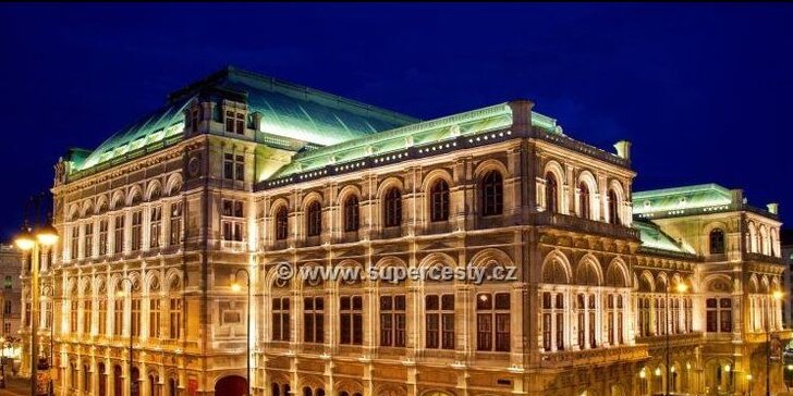 Last Minute říjnová noc muzeí a galerií ve Vídni a návštěva zámku. Termín již 4.-5.10.2014