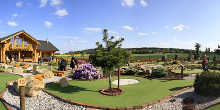 Adventure golf pro dva nebo pro rodinu včetně občerstvení v ceně. Zábava pro všechny a navíc děti do 100 cm zdarma!