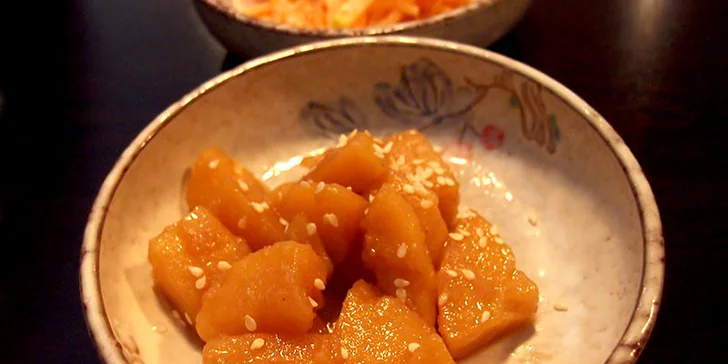 4chodové korejské menu pro dva na Vinohradech