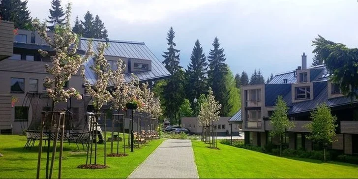 3-5 dní v Resident Harrachov s polopenzí a all-inclusive nápoji pro dva