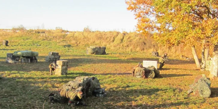 Paintballová hra včetně vybavení a 100 kuliček