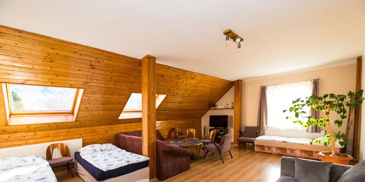 Jsou tu celkem 3 apartmány pro 5 až 8 osob. 