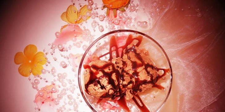 Romantická večeře či noc v Zámecké restauraci Ctěnice pro dva