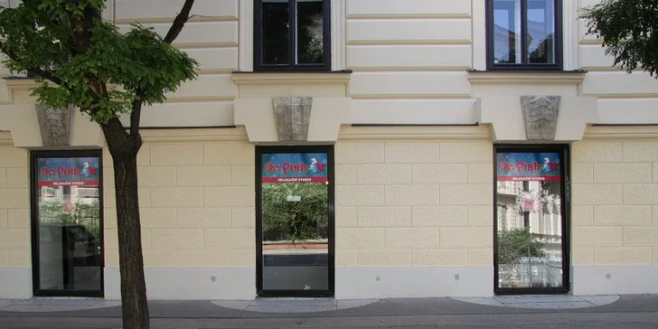 Celotělová koupel ve společnosti rybek Garra Rufa