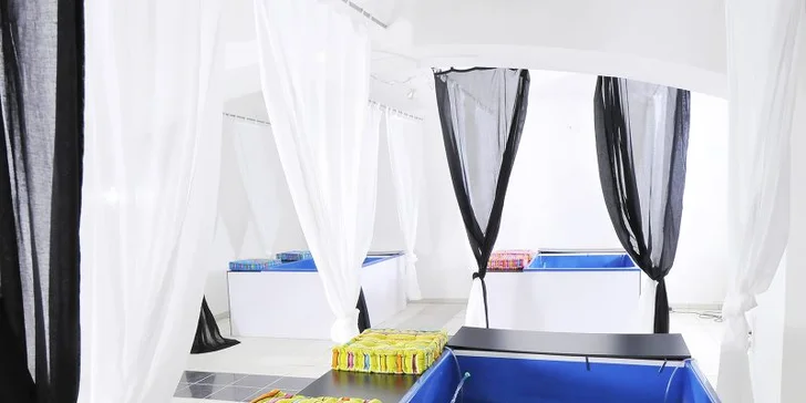 Celotělová koupel ve společnosti rybek Garra Rufa