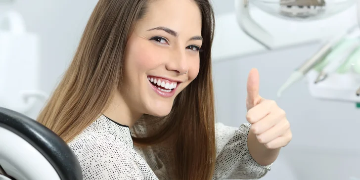 Ordinační bělení zubů lampou Prevdent za 60 minut
