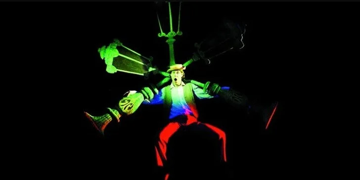Vstupenky na úspěšné představení Antología divadla Srnec Theatre! To nejlepší z černého divadla, mistrovské výkony a skvělý zážitek pro velké i malé.