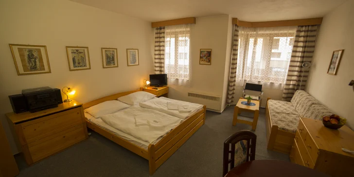 Ubytujete se v hezky zařízených studiích či apartmánech.