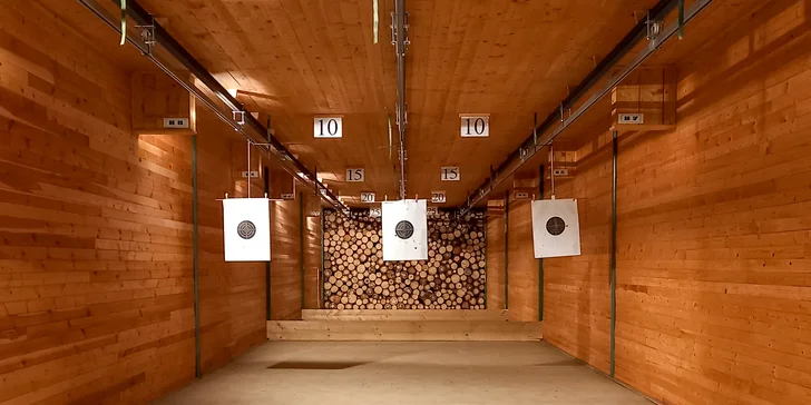 Střelbu si vyzkoušíte s 5, 10 či 14 zbraněmi.