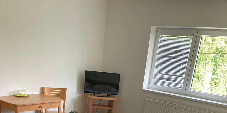 Nájdete tu aj televíziu.