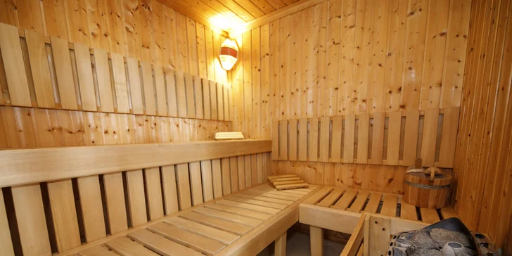 Je tu finská sauna, parní sauna a vířivá vana.