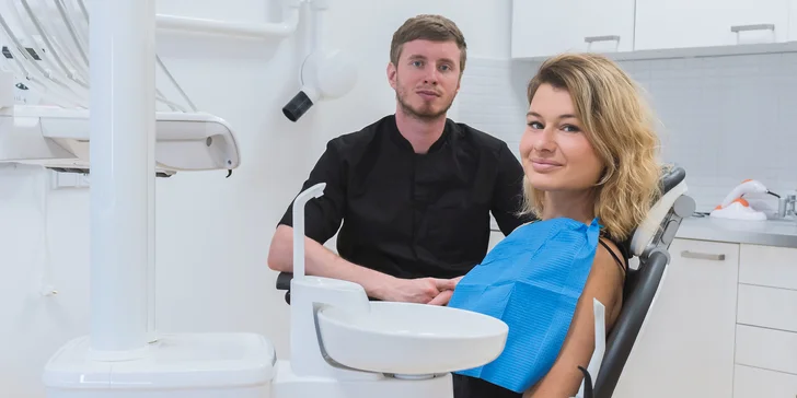 Vstupné vyšetrenie, dentálna hygiena i bielenie zubov v BL:K DENTAL CLINIC