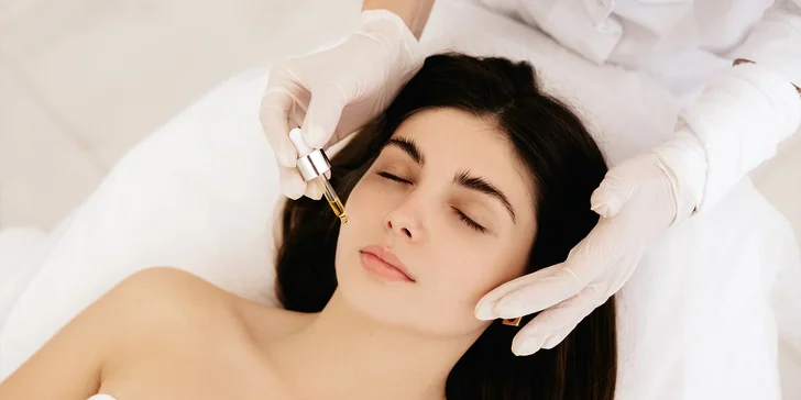 Kozmetické ošetrenia: chemický peeling, intenzívny lifting či hydratácia pleti