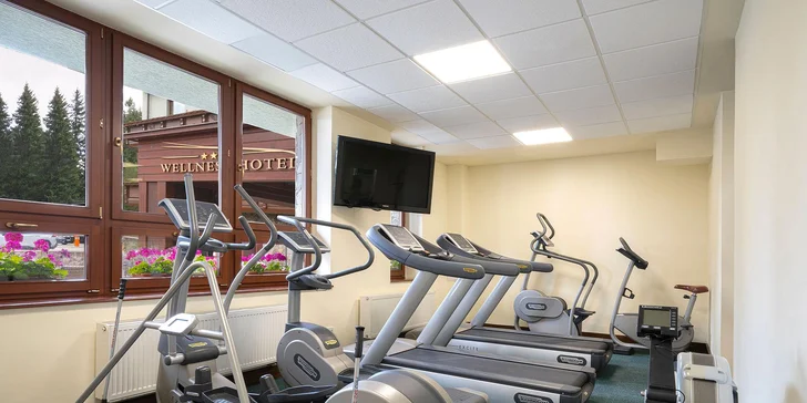 Milovníkov aktívneho pohybu poteší i moderné fitness centrum.