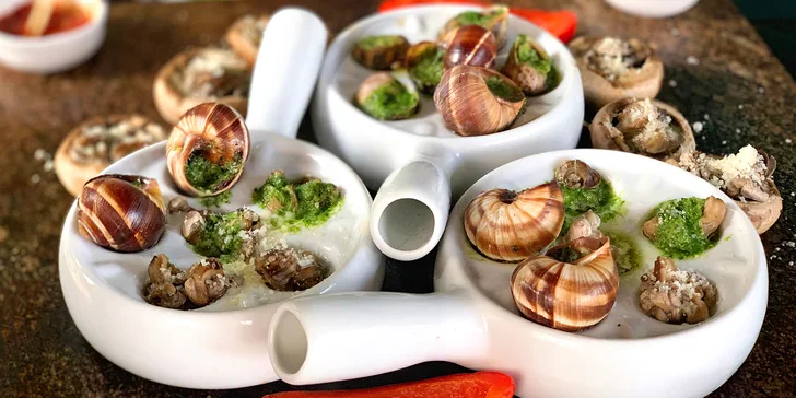 Degustační menu na šnečí farmě pro 2 osoby: 5 druhů přípravy a bagetka