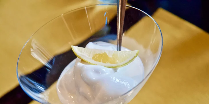 Přijde i na sladkou tečku – domácí sorbet.