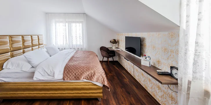 Skvělým výchozím bodem vám bude hotel MaxPlaza, který stojí přímo v historickém centru. 