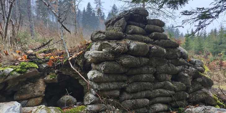 Navštívíte podzemní město Gontowa s částečně zatopenými štolami. 