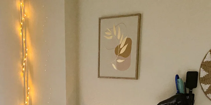 Užijete si také uvolňující masáž hlavy, dekoltu a šíje.