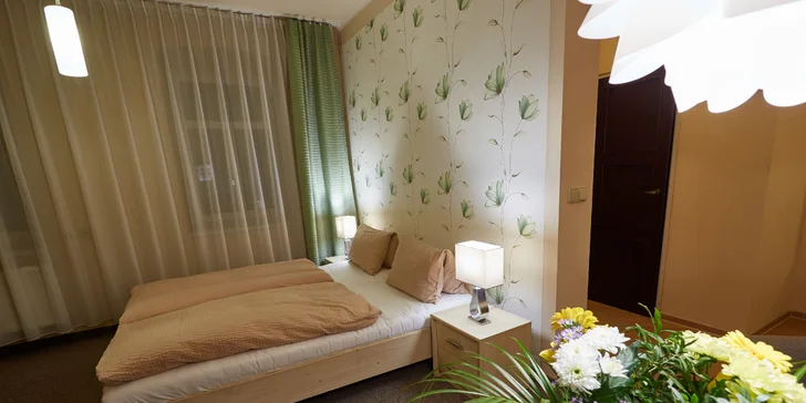 Apartmány potěší svou kapacitou a menší kuchyňkou. 