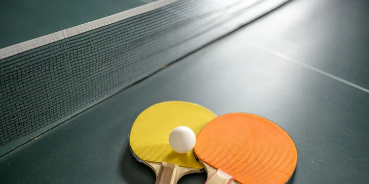 Ve volných chvilkách si zahrajete stolní tenis, šipky či kulečník. 