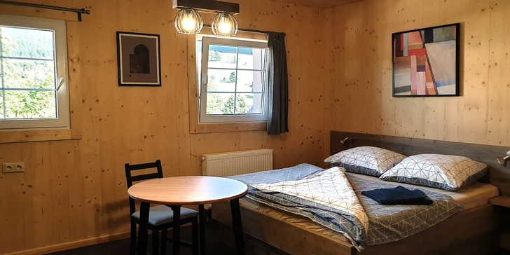 Bývať budete v drevom voňajúcich komfortných apartmánoch.