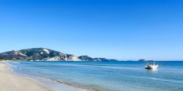 Líbit se vám bude o to víc, že v ceně budete mít také all inclusive, neomezené využít bazénů a rovnou i letenky.