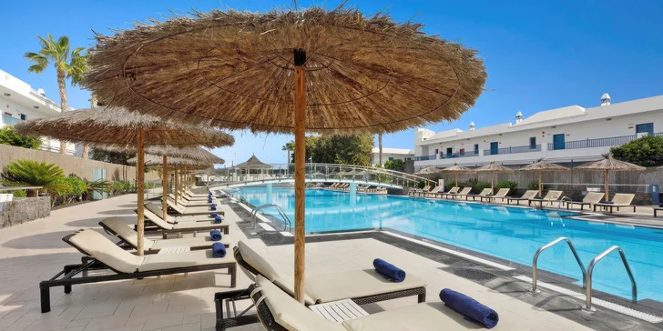 Ten se skládá ze dvou sesterských hotelů vybudovaných ve formě turistické vesnice.