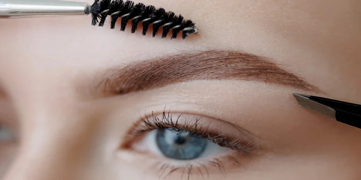 Dokonalý pohled: Úprava a laminace obočí, lash lifting vč. výživy i barva