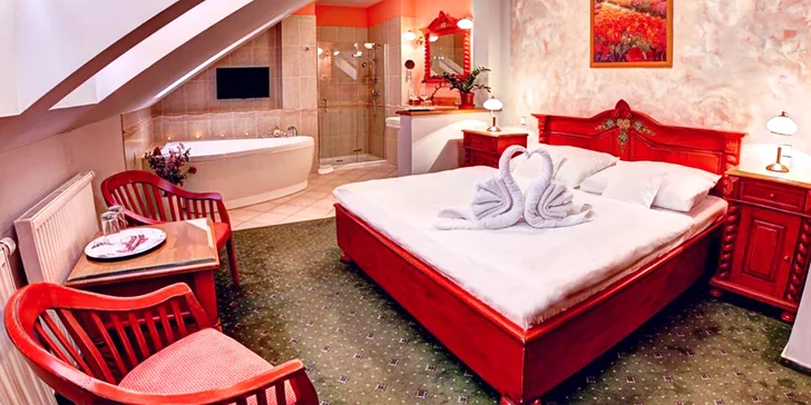 Romantický pobyt v Pardubicích: pokoj či apartmá s vířivkou, solná jeskyně i privátní wellness