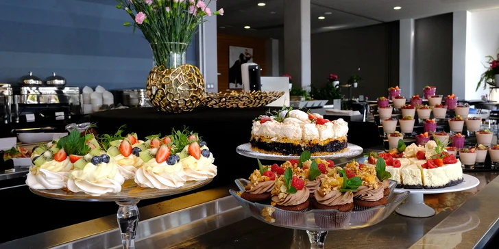 Restaurace Przystań je již po generace známá po celém Polsku díky své vynikající a jedinečné kuchyni a úchvatnému výhledu. 