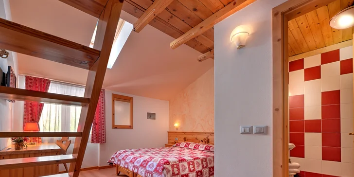 Během pobytu budete ubytovaní v pokoji dle vašeho výběru – v nabídce najdete Standard (19 m²) a Deluxe (21 m²). 