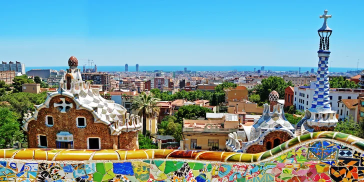 Nevynecháte samozřejmě Park Güell.