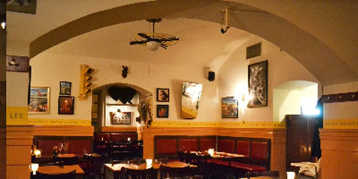 Cokoli z jídelního lístku restaurantu Universal